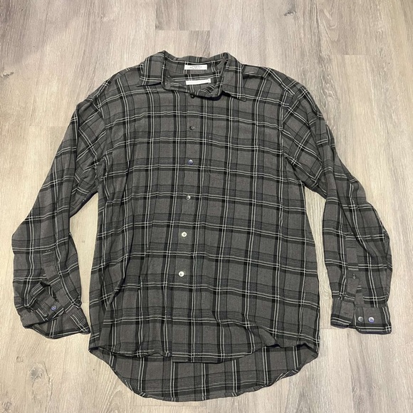 Geoffrey Beene button up - Picture 1 of 3